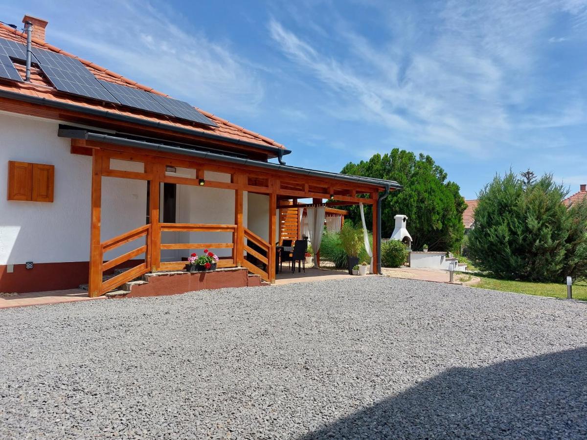 Apartament Tulipan Vendeghaz Sárospatak Zewnętrze zdjęcie