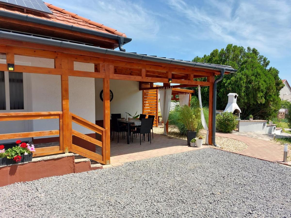 Apartament Tulipan Vendeghaz Sárospatak Zewnętrze zdjęcie