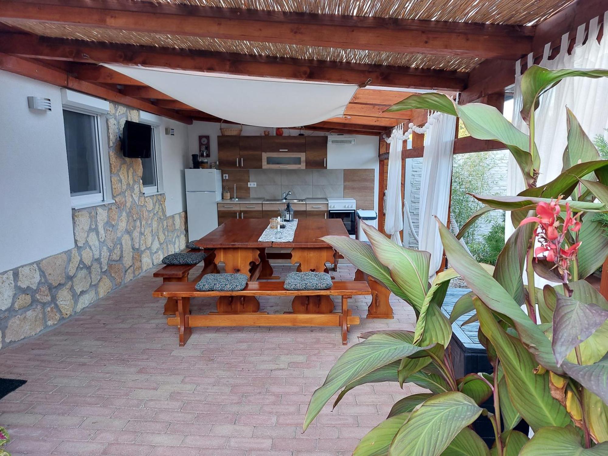 Apartament Tulipan Vendeghaz Sárospatak Zewnętrze zdjęcie